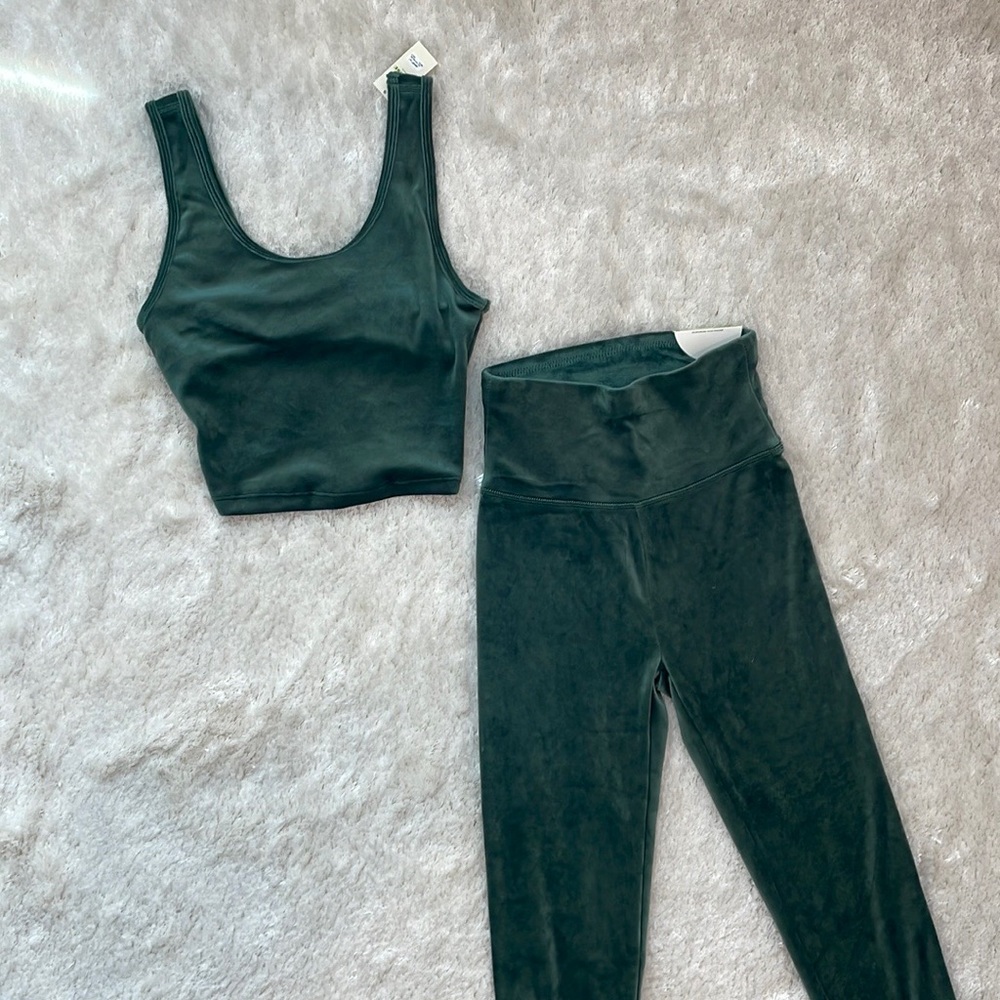NWT Aerie Velour Workout Set